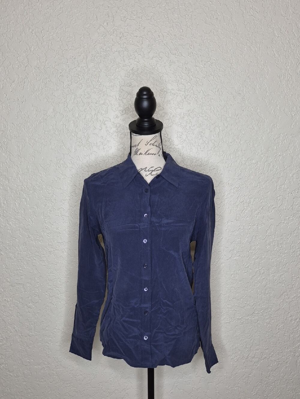Equipment Femme Button Front Silk Shirt Blue‎ Size XS